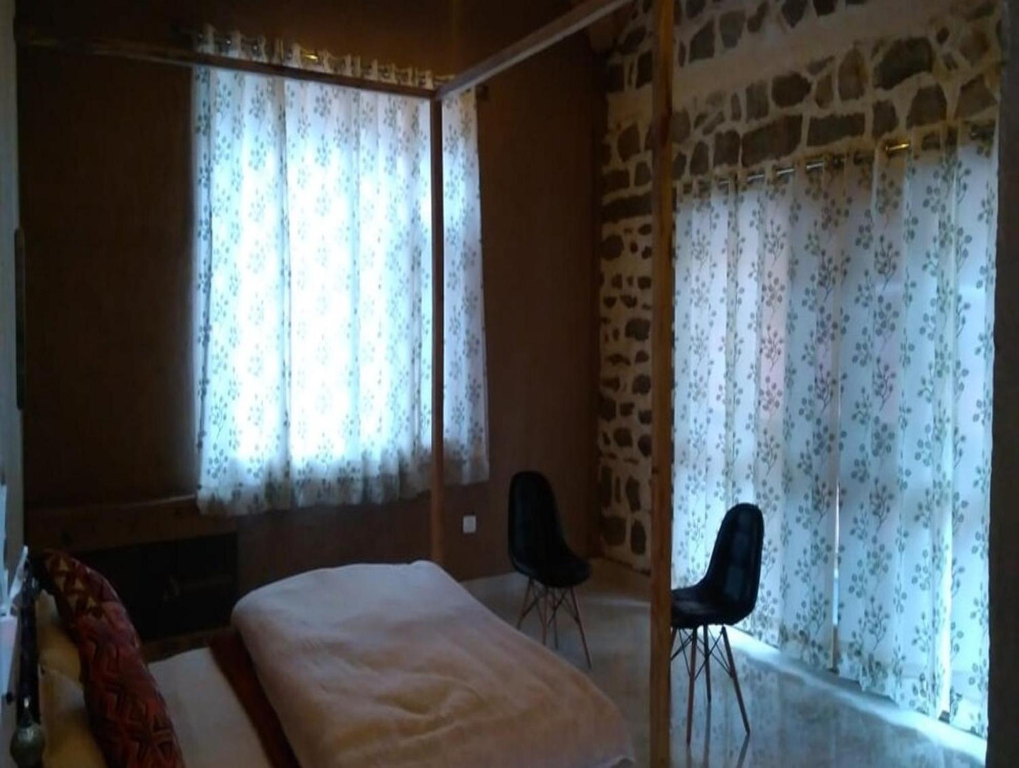 Offbeat Abodes - Tirthan Valley Banjār Екстериор снимка